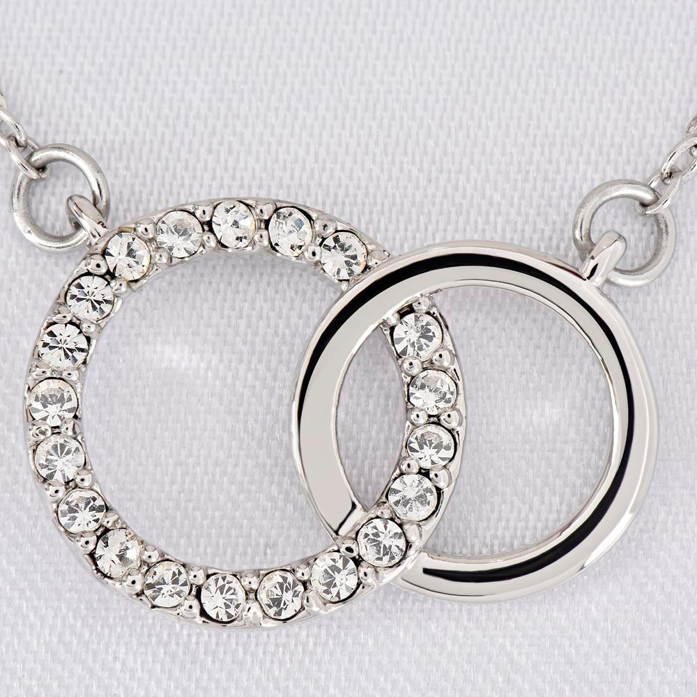 Daughter Braver Stronger Smarter Interlocking Circles Necklace - Image 2